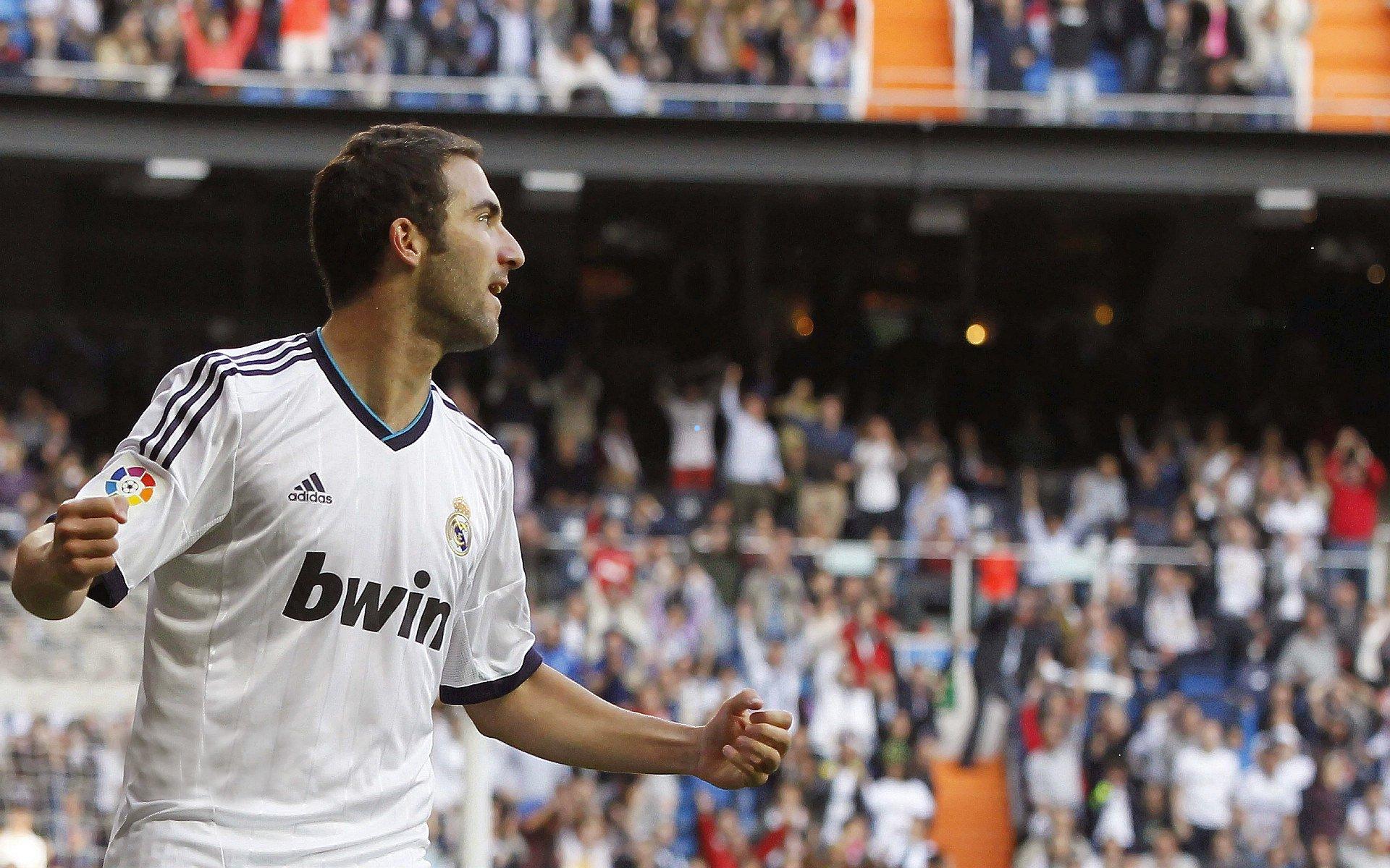 公牛交易谈判坚守高价，Siegel曝怀特交易需无保护首轮，联盟多队观望